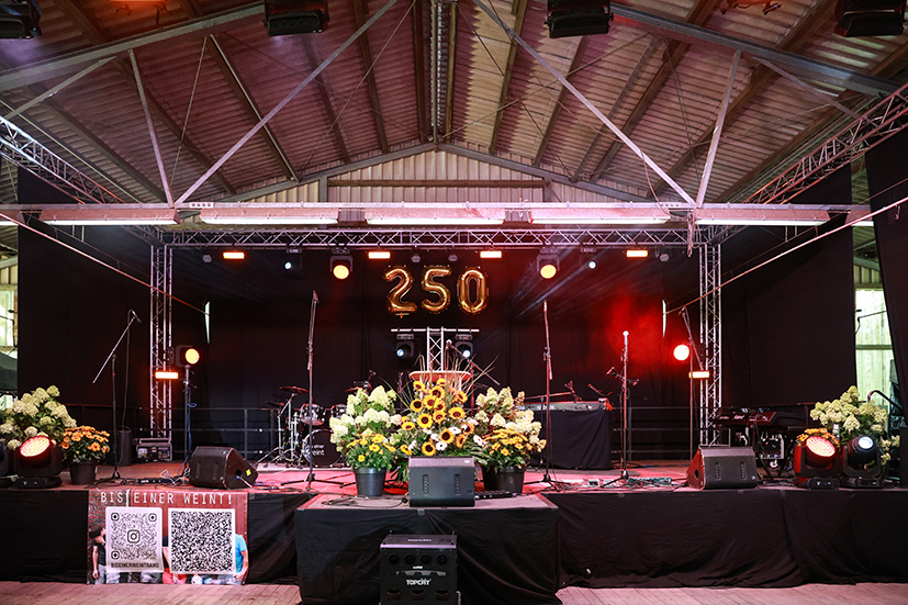 250j